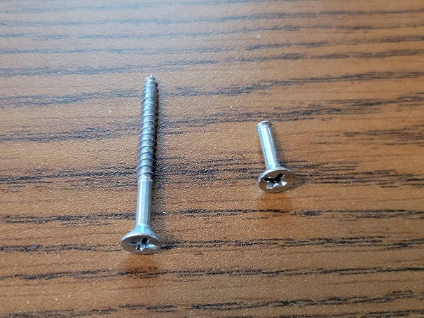 Troubadour Virginal Case Destroyed Screw